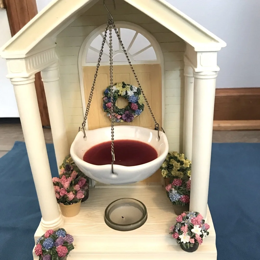 Vintage yankee candle garden porch with swinging ceramic melt holder